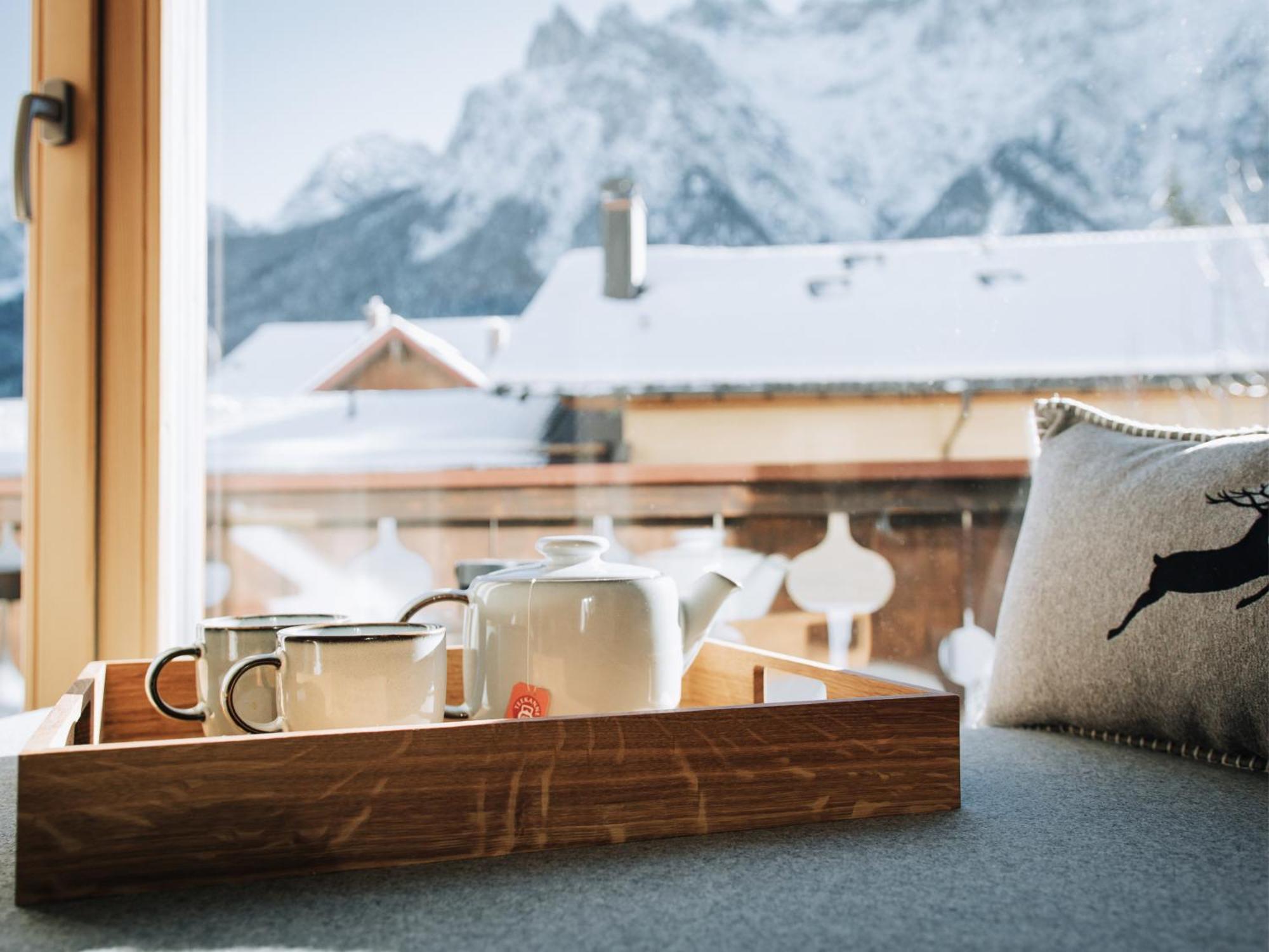Die Karwendelsuite - 5 Sterne Fewo Mit Bestem Bergblick, Zentrumsnah & Ruhig Gelegen, Familienfreundlich Mittenwald Bagian luar foto
